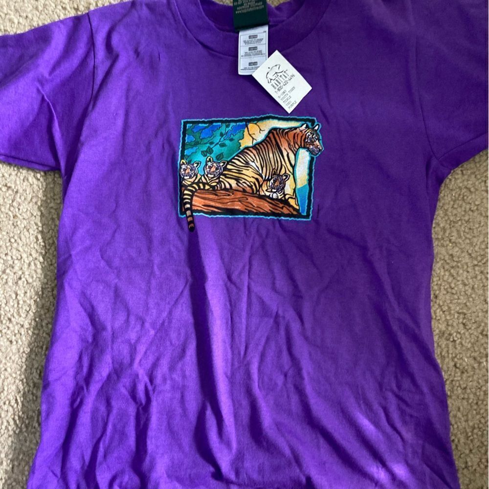 Kids Unisex Purple Habitat Tiger Animal Tshirt NWT